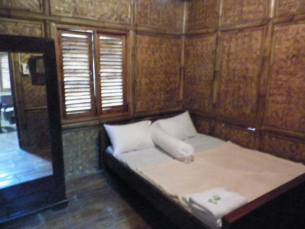 Villa Kampung Karuhun Sutan Raja Bandung Ruang foto